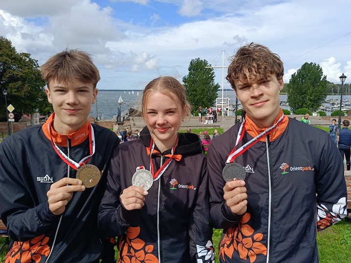 Cztery medale Mistrzostw Polski w Sprinterskim Biegu na Orientację, dla zawodników UKS „Orientpark.pl” Iwiny
